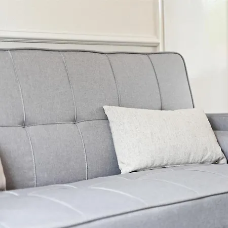 5-bed Retreat With Free Parking And Wifi Lejlighed Loftus